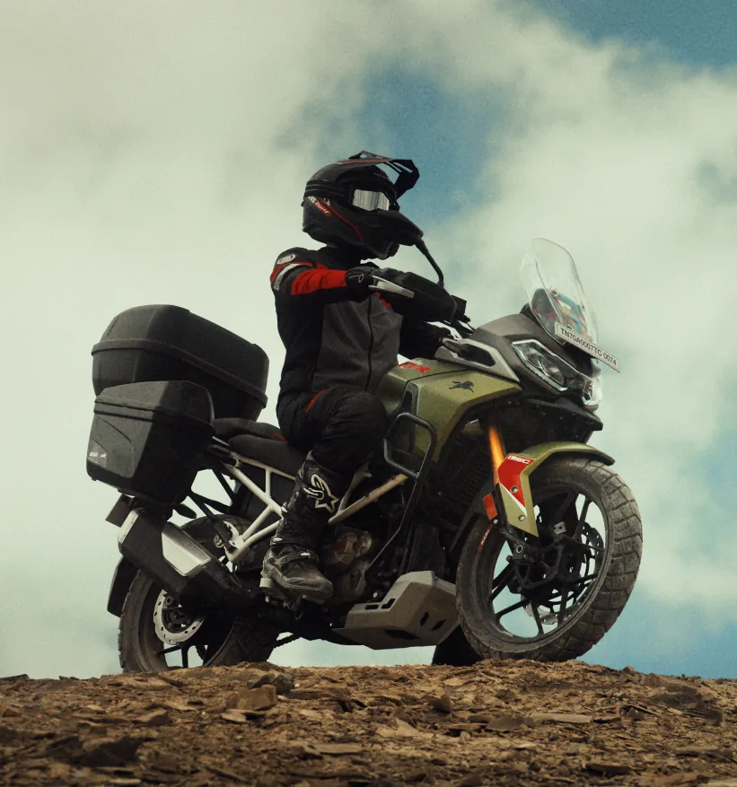 TVS Apache RTX Website Image7